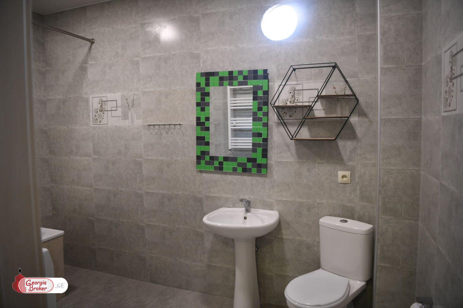 იყიდება ახალი გარემონტებული 7 ოთახიანი სახლი  ივერთუბანში